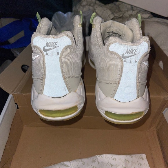 Air Max 95. (Glow•in•Dark leopard print) - Picture 4 of 4